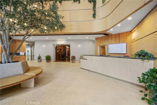 1100 Wilshire Boulevard 2607, Los Angeles, CA 90017