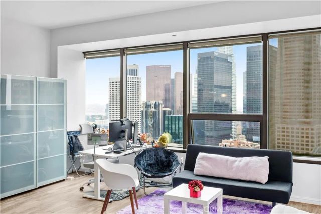 1100 Wilshire Boulevard 2607, Los Angeles, CA 90017