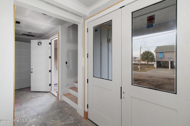 121 Sound Drive, Atlantic Beach, NC 28512