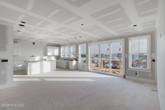 121 Sound Drive, Atlantic Beach, NC 28512