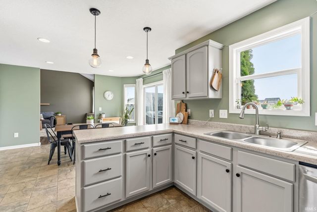 15209 Bristlecone Court, Fort Wayne, IN 46814