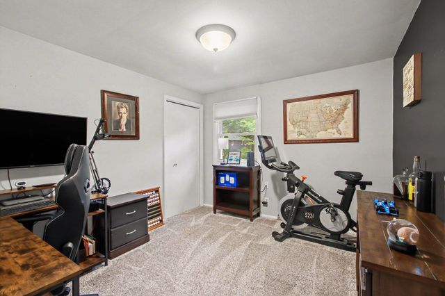 16242 Suffolk Drive, Spring Lake, MI 49456