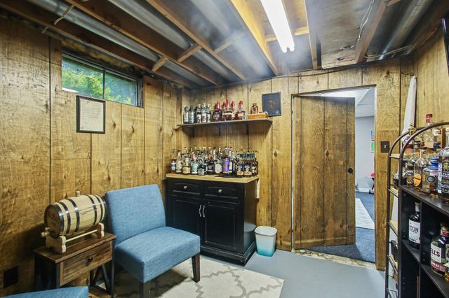 16242 Suffolk Drive, Spring Lake, MI 49456