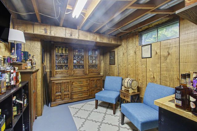 16242 Suffolk Drive, Spring Lake, MI 49456