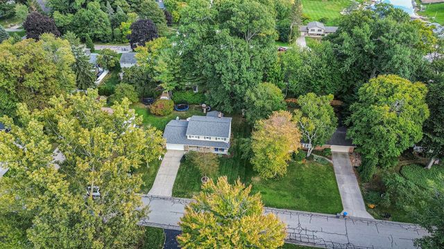 16242 Suffolk Drive, Spring Lake, MI 49456