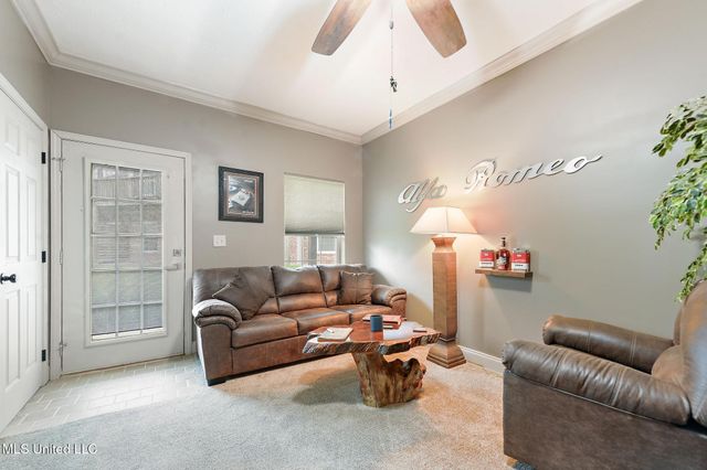 208 E Orchard Loop, 208, D'iberville, MS 39540