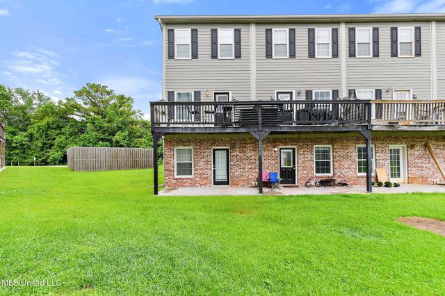 208 E Orchard Loop, 208, D'iberville, MS 39540