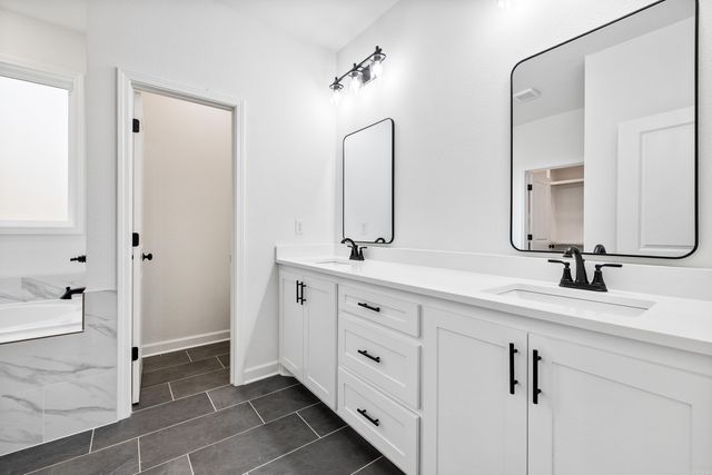 10388 Narrows, Benton, AR 72019