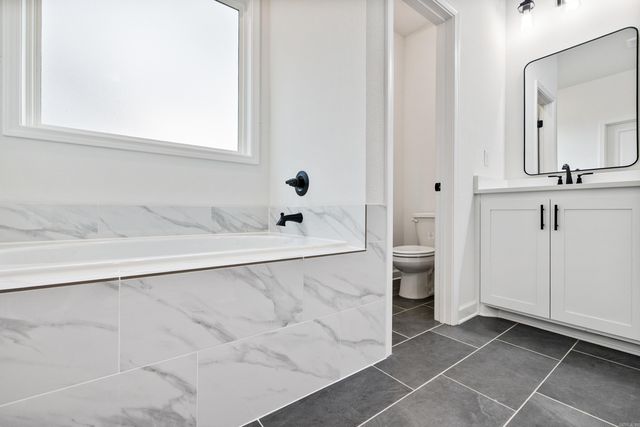 10388 Narrows, Benton, AR 72019