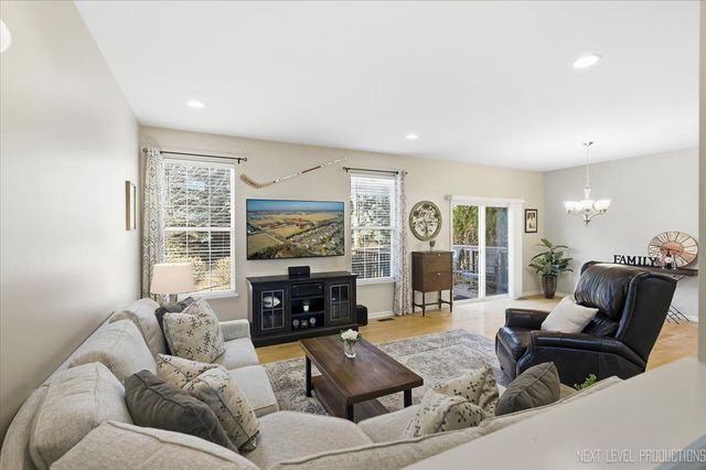 1209 John Hancock Drive, Bolingbrook, IL 60490