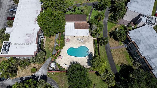 7500 NW 17th Street 207, Plantation, FL 33313