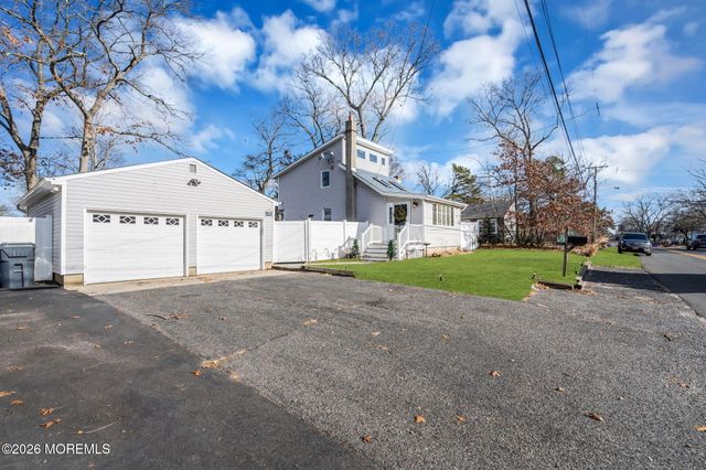 932 Lynnwood Avenue, Brick, NJ 08723