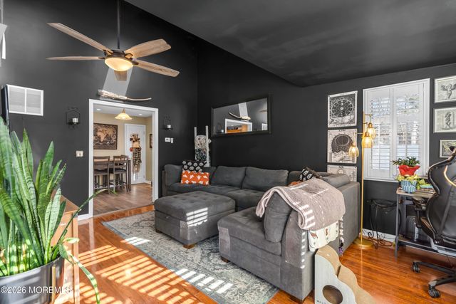 932 Lynnwood Avenue, Brick, NJ 08723