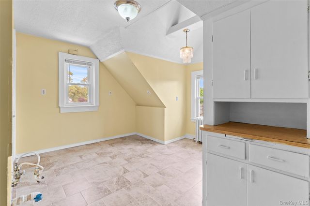 21 Wendover Road, Yonkers, NY 10705