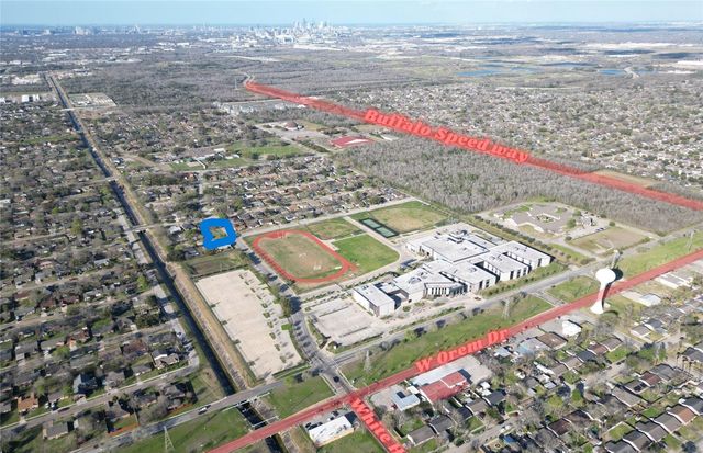 4002 Beran Drive, Houston, TX 77045