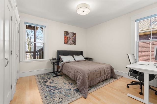 100 Bartlett St 2, Somerville, MA 02145