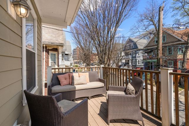 100 Bartlett St 2, Somerville, MA 02145