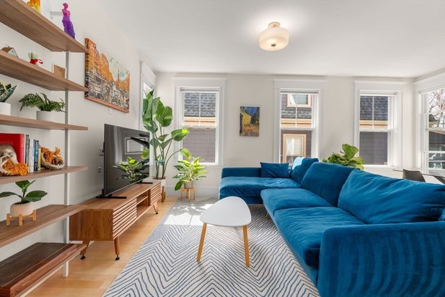 100 Bartlett St 2, Somerville, MA 02145