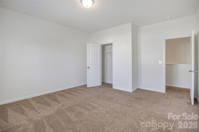 7008 Amberhouse Drive, Charlotte, NC 28212