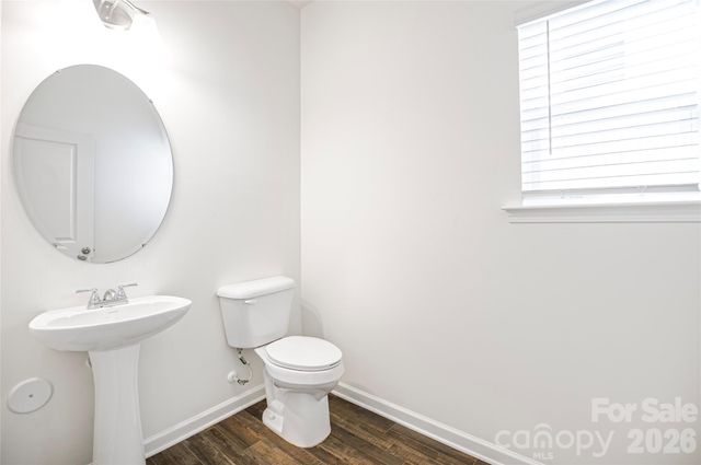 7008 Amberhouse Drive, Charlotte, NC 28212