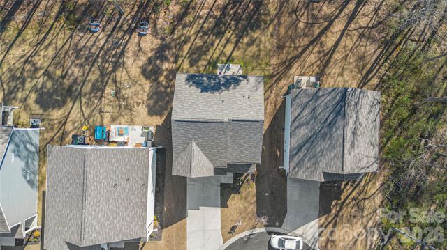 7008 Amberhouse Drive, Charlotte, NC 28212