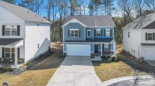 7008 Amberhouse Drive, Charlotte, NC 28212