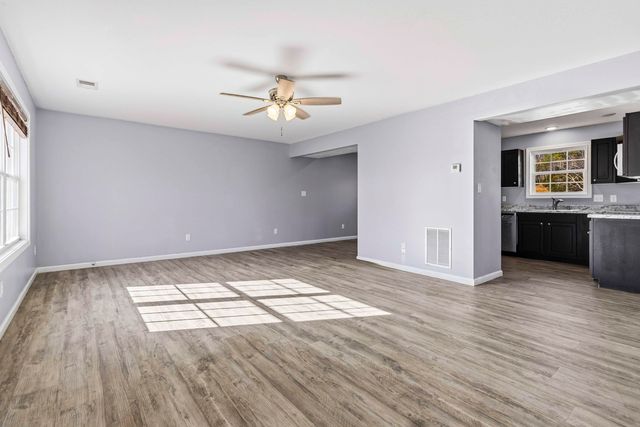 29 Rhonda Kay Drive, Irvine, KY 40336