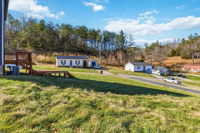 29 Rhonda Kay Drive, Irvine, KY 40336