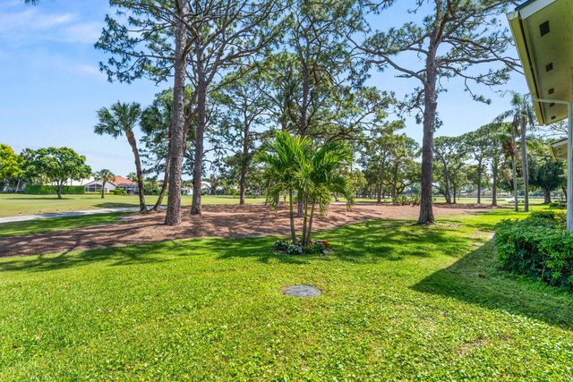 12926 Briarlake Drive 102, West Palm Beach, FL 33418