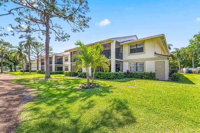 12926 Briarlake Drive 102, West Palm Beach, FL 33418