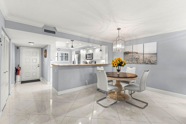 12926 Briarlake Drive 102, West Palm Beach, FL 33418