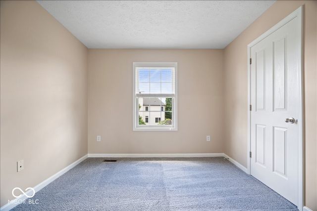 1231 Pawtucket Drive, Westfield, IN 46074