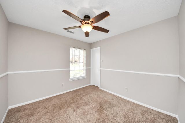 4915 Pecan Grove Drive, Pearland, TX 77584