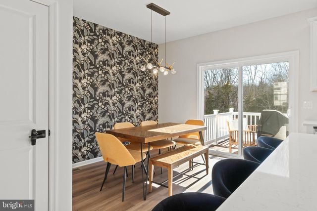 69 AVIARY RD, West Deptford, NJ 08086