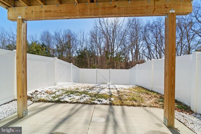 69 AVIARY RD, West Deptford, NJ 08086