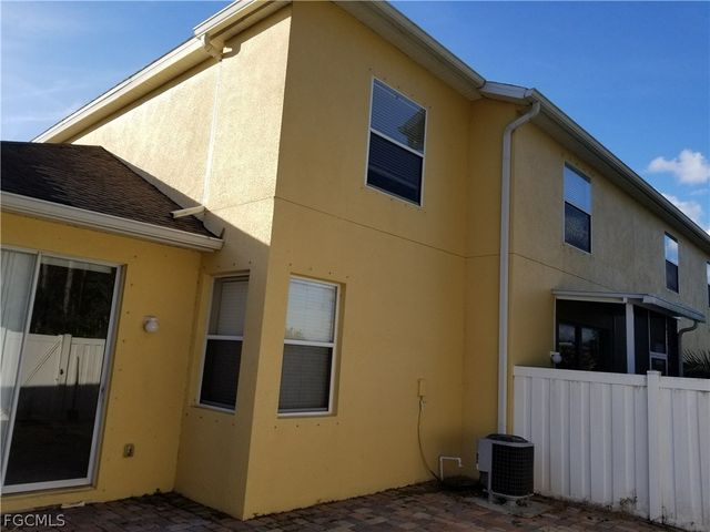 3638 Pine Oak CIR 108, Fort Myers, FL 33916