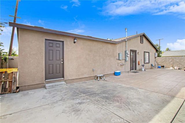 8426 Greenpoint, Riverside, CA 92503