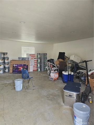 8426 Greenpoint, Riverside, CA 92503