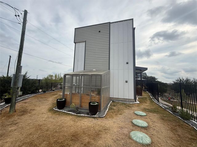 10613 Knob HL, Dripping Springs, TX 78620
