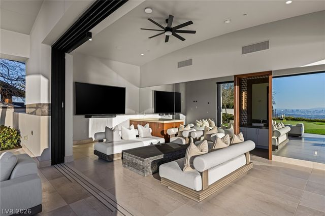 3 Heavens Edge Court, Henderson, NV 89012