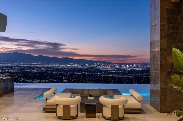 3 Heavens Edge Court, Henderson, NV 89012