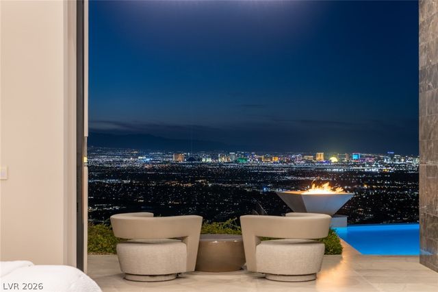 3 Heavens Edge Court, Henderson, NV 89012