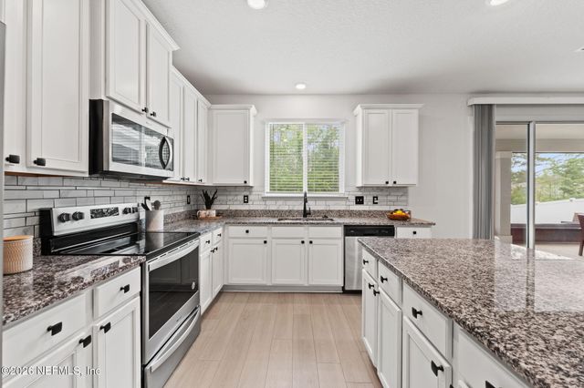 1319 PANTHER LAKE Parkway, Jacksonville, FL 32221