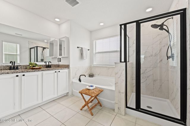 1319 PANTHER LAKE Parkway, Jacksonville, FL 32221