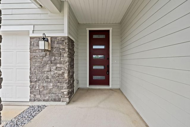 1319 PANTHER LAKE Parkway, Jacksonville, FL 32221