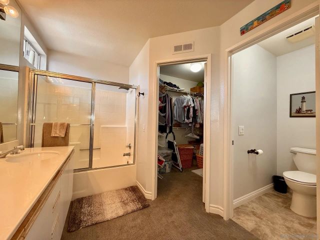 992 S Country Glen Way, Anaheim, CA 92808