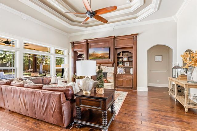 311 Reserve Ridge Drive, Huffman, TX 77336