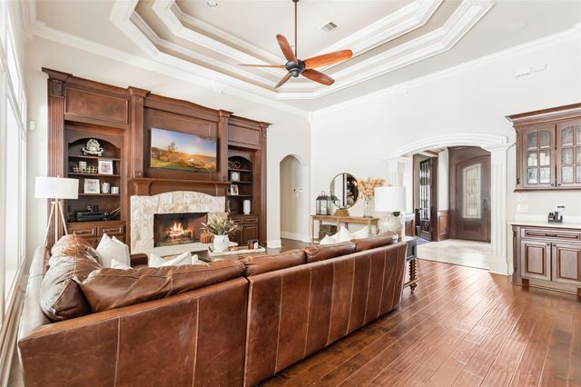 311 Reserve Ridge Drive, Huffman, TX 77336