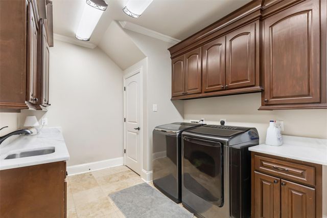 311 Reserve Ridge Drive, Huffman, TX 77336