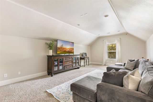 311 Reserve Ridge Drive, Huffman, TX 77336